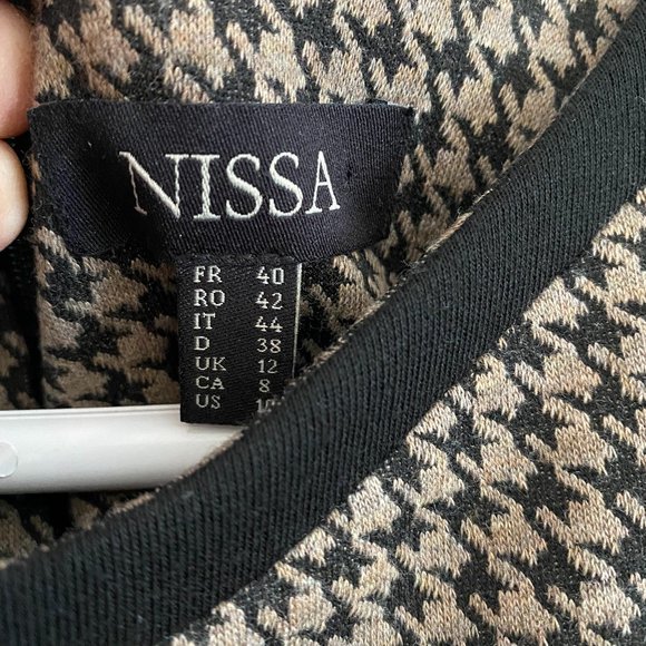 Wool tweed mini dress with side buttons and front pocket ladies size 8 - Picture 2 of 5